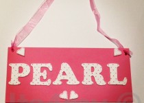 Girls-Plaque