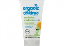 Green-People-Children-Sun-Lotion-Scent-Free-SPF15