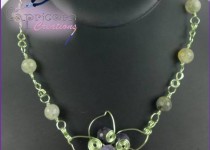 wireand-gem-flower-with-beaded-and-figure-8-link-chain-necklace