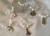 White-xmas-charms