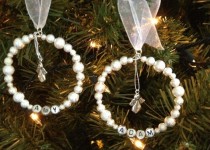 white-christmas-tree-decs