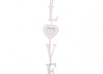 hanging-love-word-with-heart-photo-frame