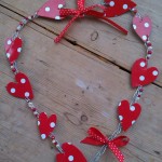 red-spotty-heart-garland