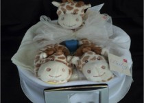 giraffe-nappy-cake