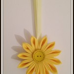 Hanging-Yellow-Flower-Supermums