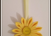 Hanging-Yellow-Flower-Supermums