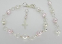 swarovski-pearl-bracelet-with-clip-on-cross-sm