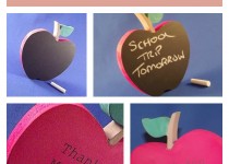 Freestanding-Blackboard-Apple-Gift