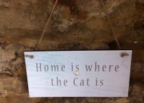handmade-plaque-home-is-where-the-cat-is