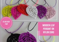 wooden-leaf-pendant