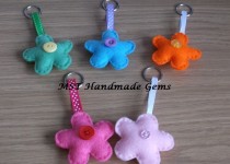 Flower-Bag-Charms-2