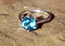 Topaz1