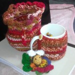 crochet-bag-+-mug-coaster-cosy-combo-+-bee-+-flower-£9.50