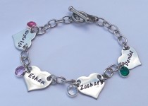 bracelet-linked-hearts