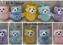 collage-pompom-hanging-teddies