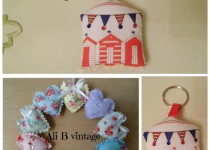 collage-beach-hut-keyring