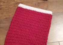 christmas-hat-and-snug-set