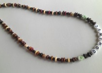 surfer-necklace