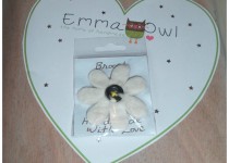 brooch-white-flower