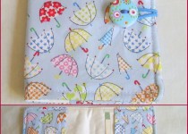card-holder-blue-umbrella
